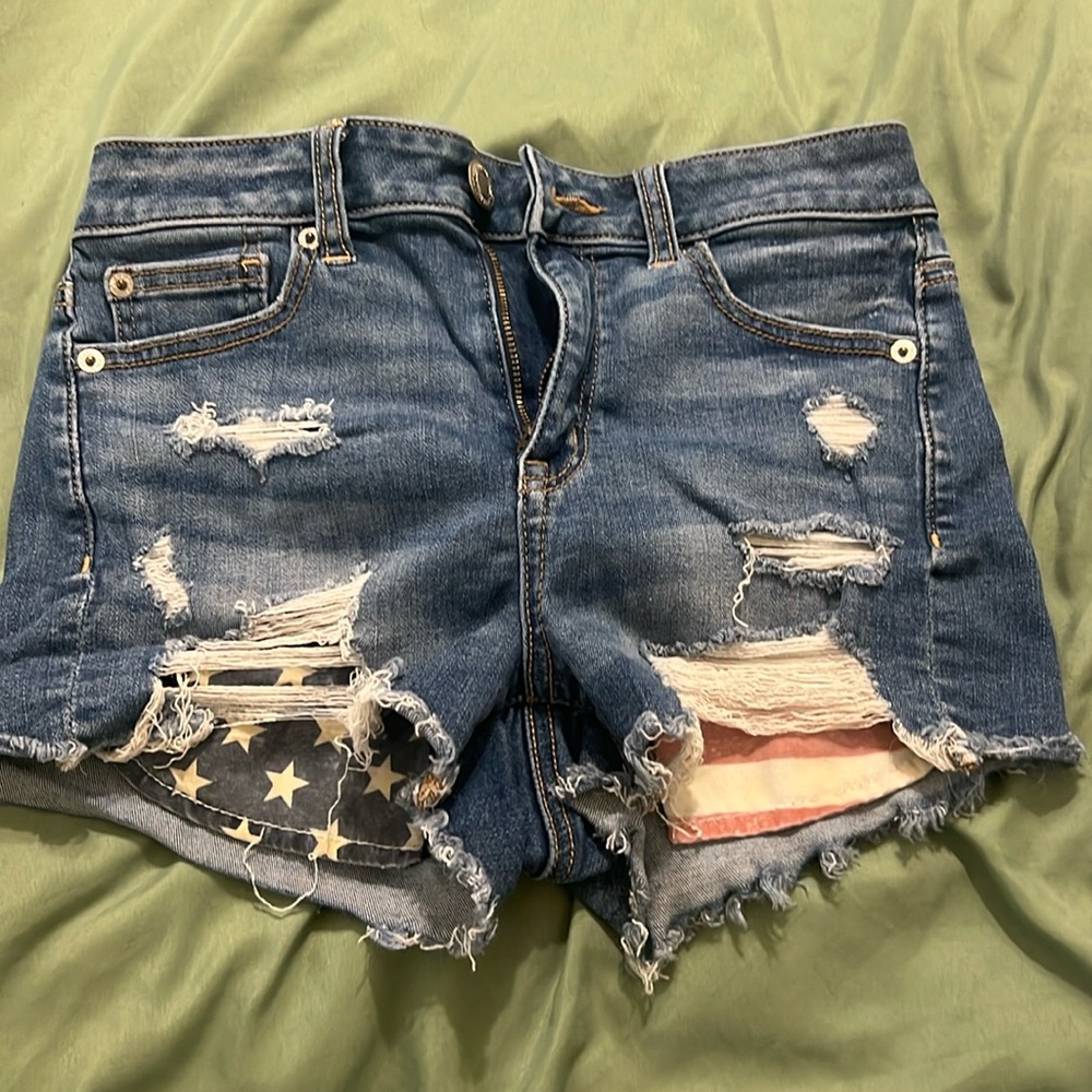 American Eagle women’s shorts